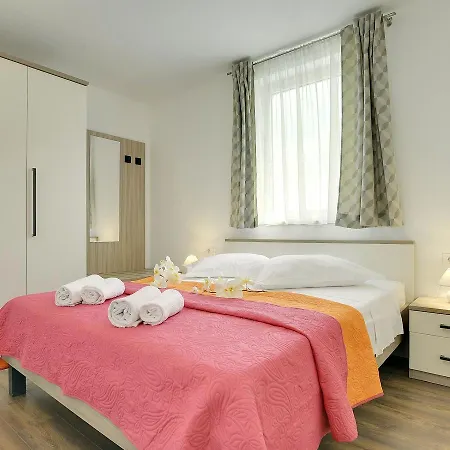 House Cuki Appartement