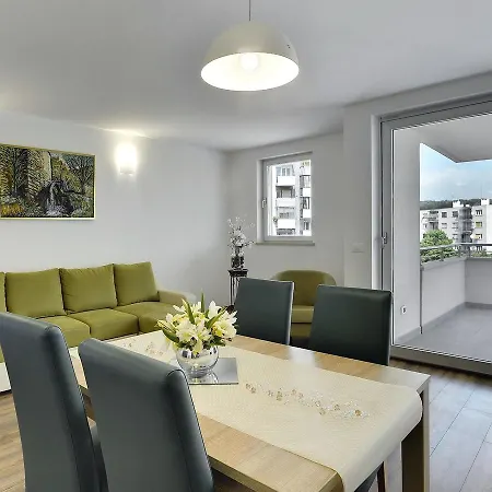 House Cuki Appartement